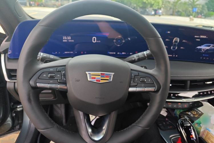 Used Cadillac CT5 2024 28T Prestige Edition Steering Wheel