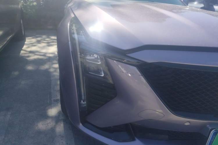 Used Cadillac CT5 2024 28T Prestige Edition Right Front Headlight