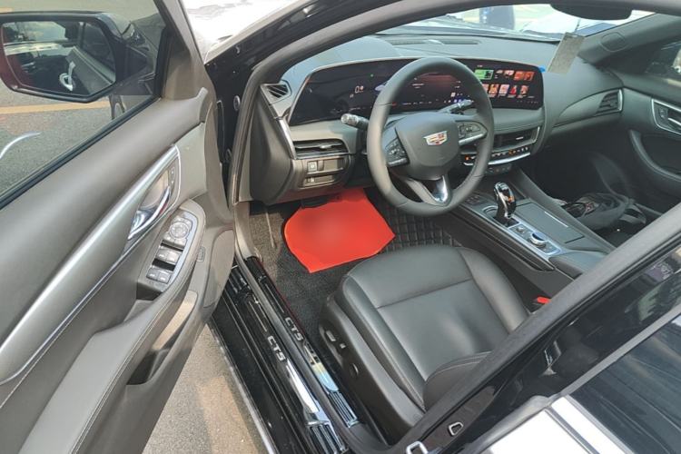 Used Cadillac CT5 2024 28T Luxury Pro Trim Driver Seat