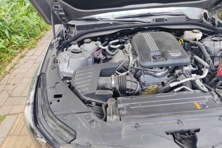Used Cadillac CT5 2024 28T Luxury Version Engine Bay Right