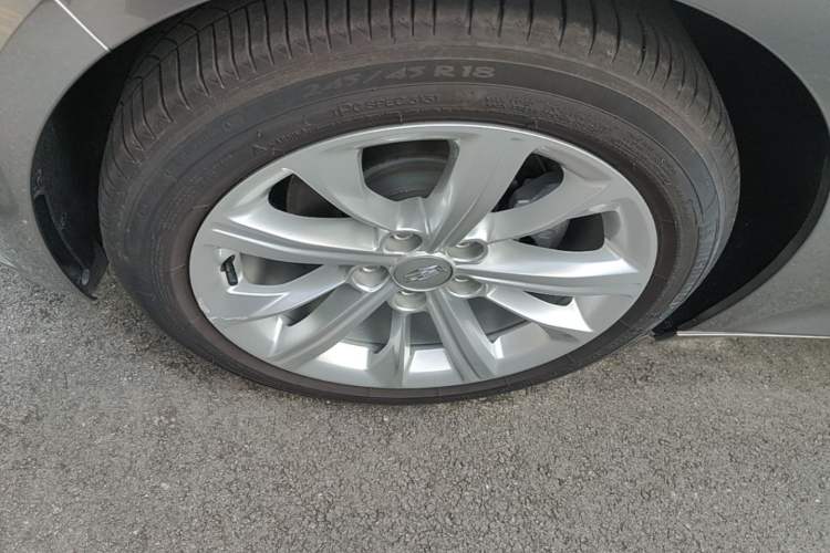 Used Cadillac CT5 2024 28T Luxury Pro Trim Exterior 4