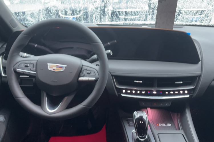 Used Cadillac CT5 2024 28T Luxury Pro Trim Interior 1
