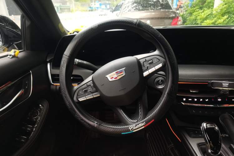 Used Cadillac CT5 2024 28T Prestige Edition Steering Wheel
