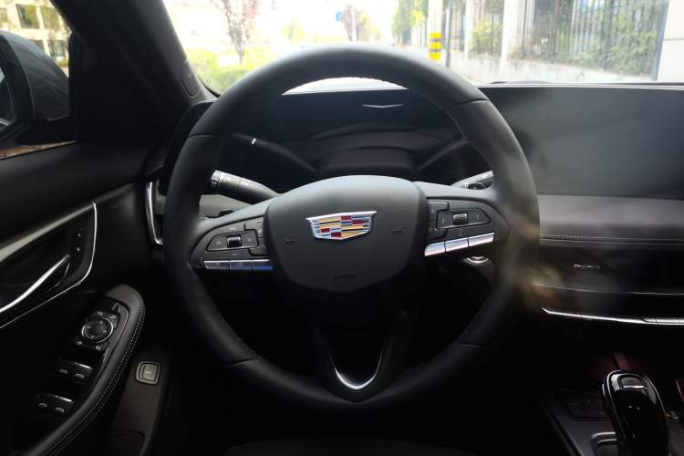 Used Cadillac CT5 2024 28T Prestige Edition Steering Wheel