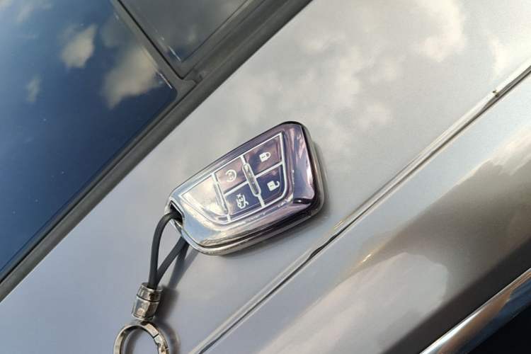 Used Cadillac CT5 2024 28T Luxury Pro Trim Vehicle Key