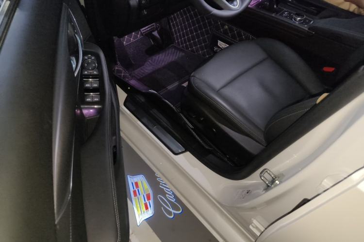 Used Cadillac CT5 2024 28T Luxury Pro Trim Driver Seat