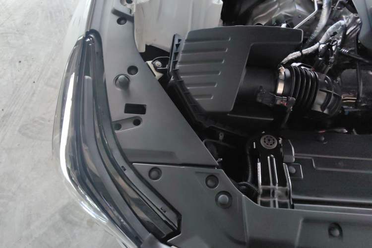 Used Cadillac CT5 2024 28T Prestige Edition Engine Bay Right
