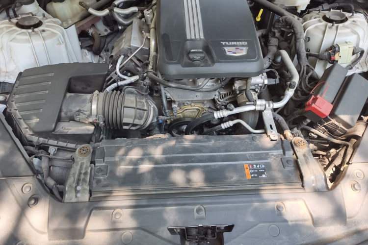 Used Cadillac CT5 2024 28T Luxury Pro Trim Engine Bay
