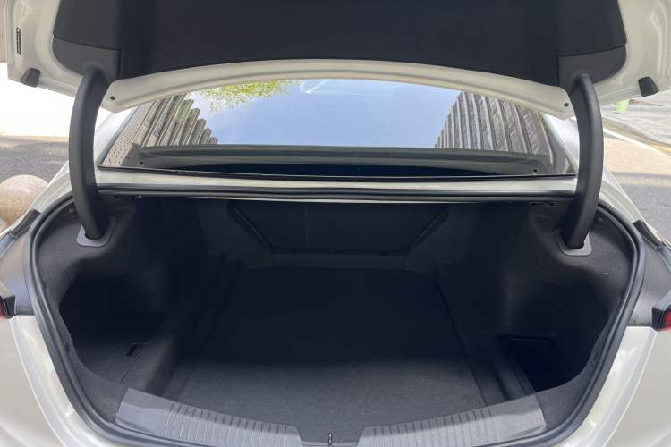 Used Cadillac CT5 2024 28T Luxury Pro Trim Exterior 11