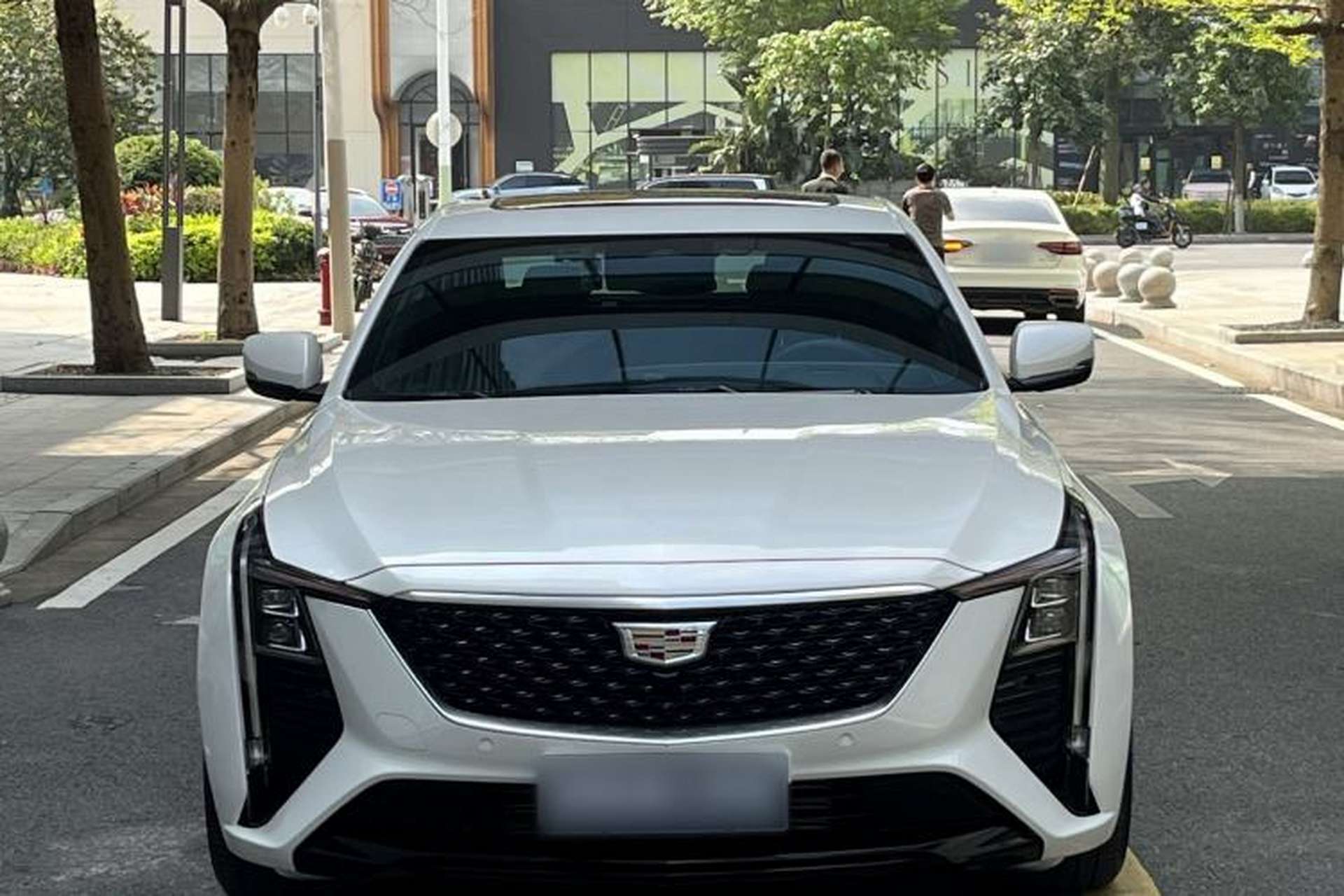 Used Cadillac CT5 2024 28T Luxury Pro Trim Exterior 4