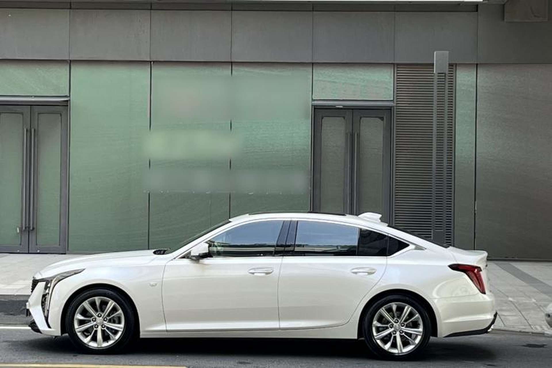 Used Cadillac CT5 2024 28T Luxury Pro Trim Exterior 8