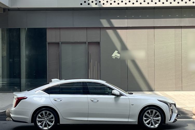 Used Cadillac CT5 2024 28T Luxury Pro Trim Exterior 9