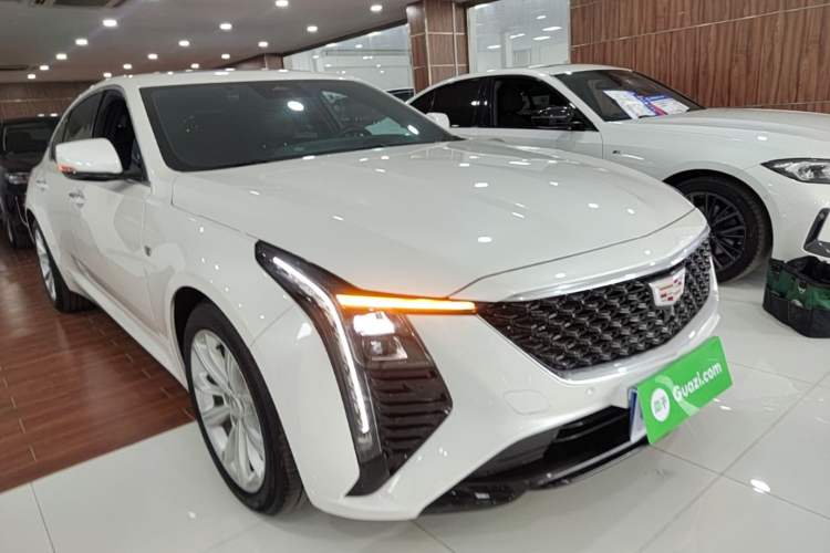 Used Cadillac CT5 2024 28T Luxury Pro Trim Front Right 45 Deg