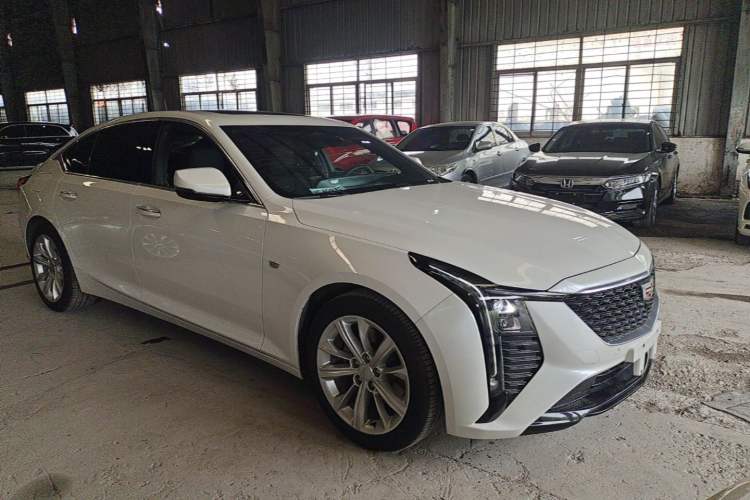 Used Cadillac CT5 2024 28T Luxury Pro Trim Front Right 45 Deg