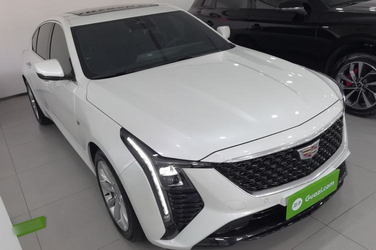 Used Cadillac CT5 2024 28T Luxury Pro Trim Front Right 45 Deg