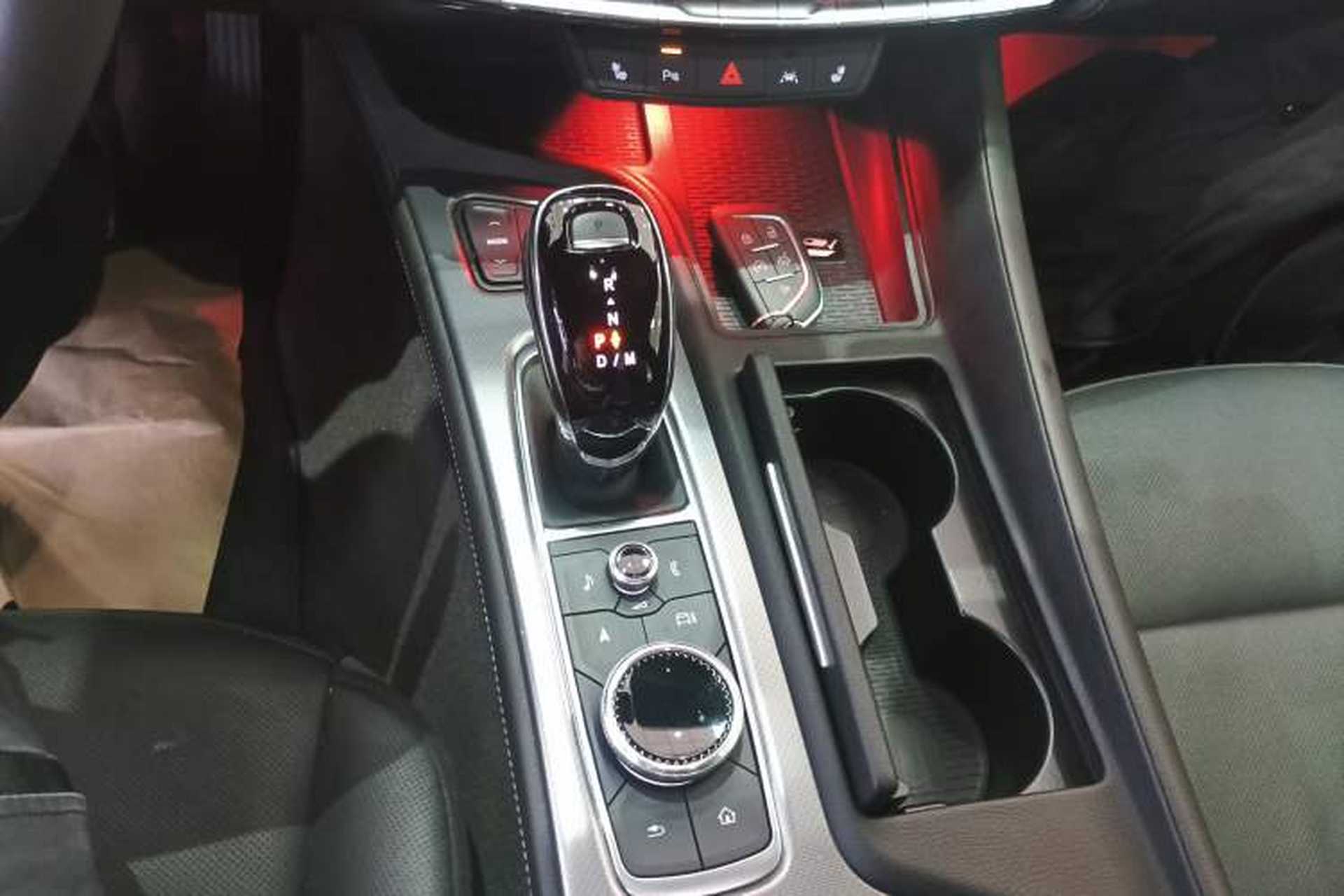Used Cadillac CT5 2024 28T Luxury Pro Trim Gear Lever