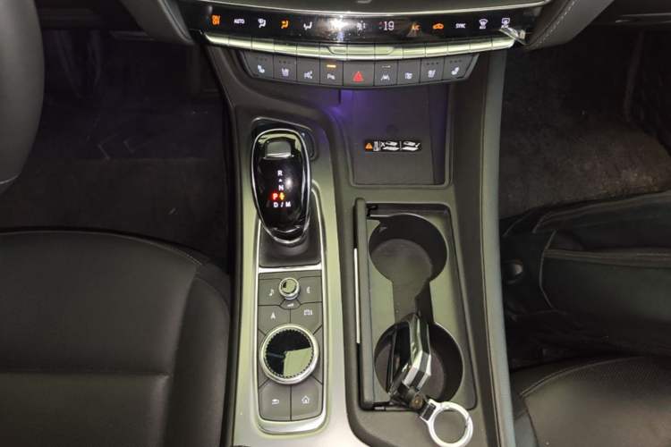 Used Cadillac CT5 2024 28T Prestige Edition Gear Lever