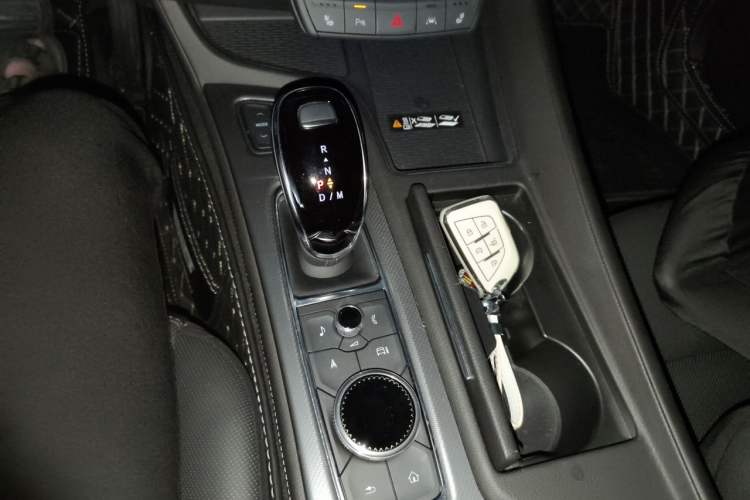 Used Cadillac CT5 2024 28T Luxury Pro Trim Gear Lever