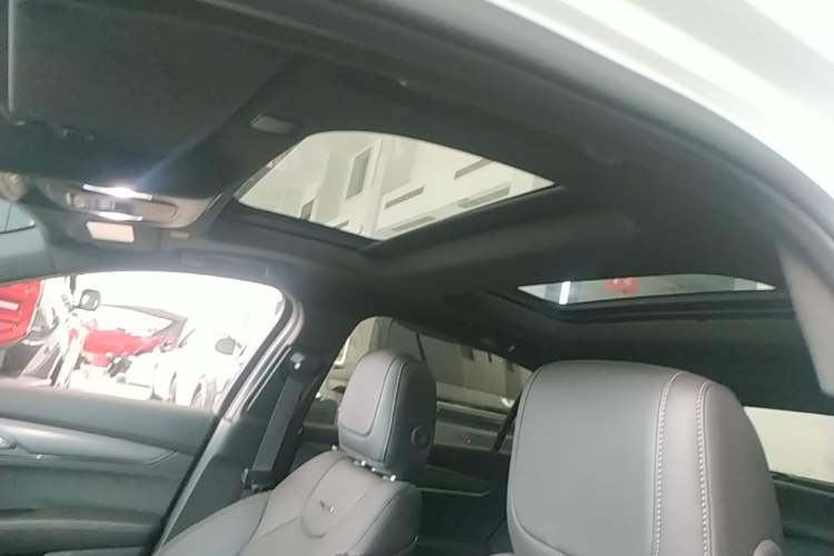Used Cadillac CT5 2024 28T Luxury Pro Trim Headliner
