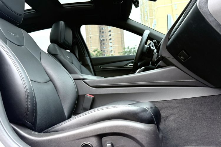 Used Cadillac CT5 2024 28T Prestige Edition Interior 15