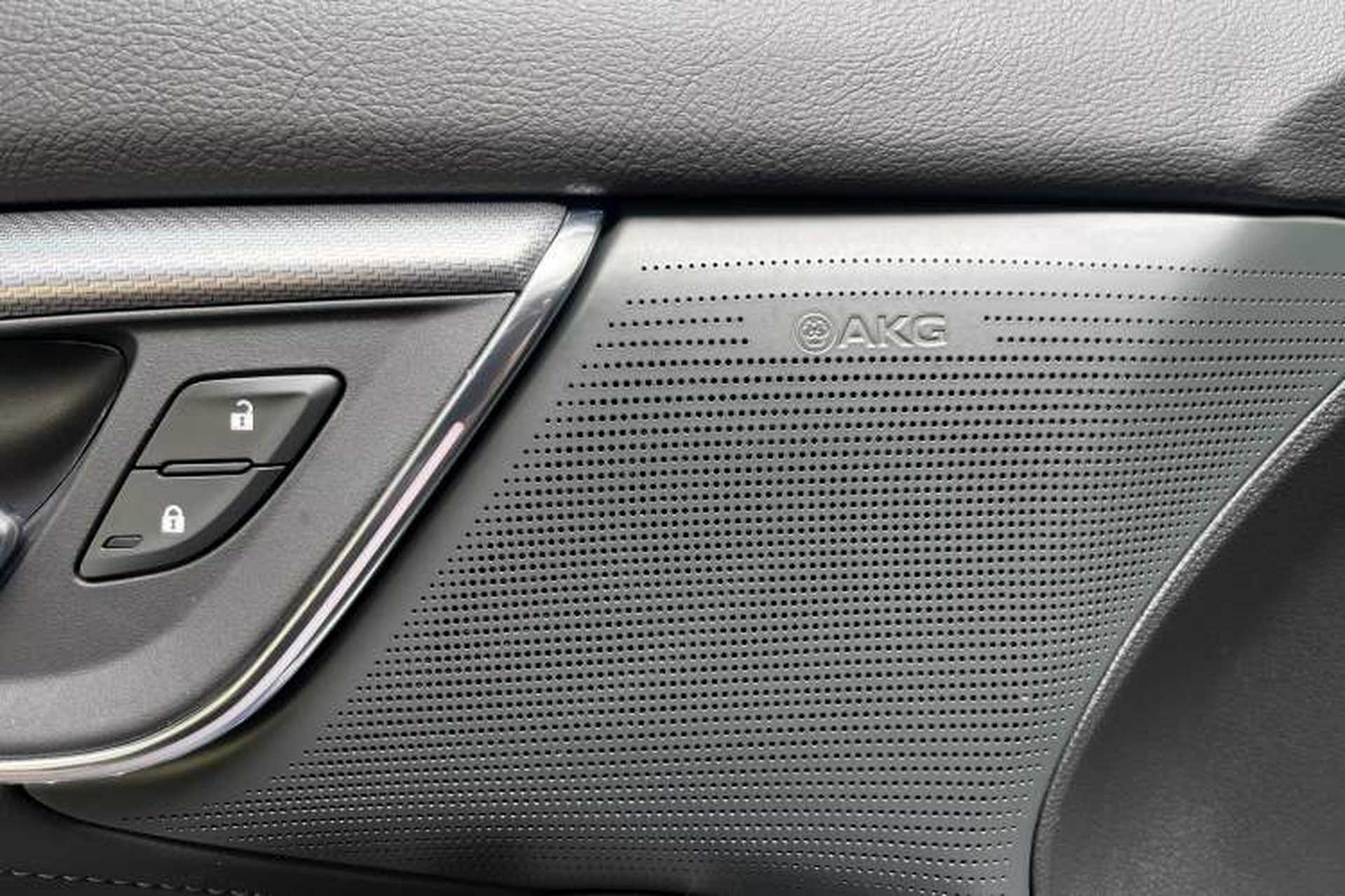 Used Cadillac CT5 2024 28T Luxury Pro Trim Interior 4