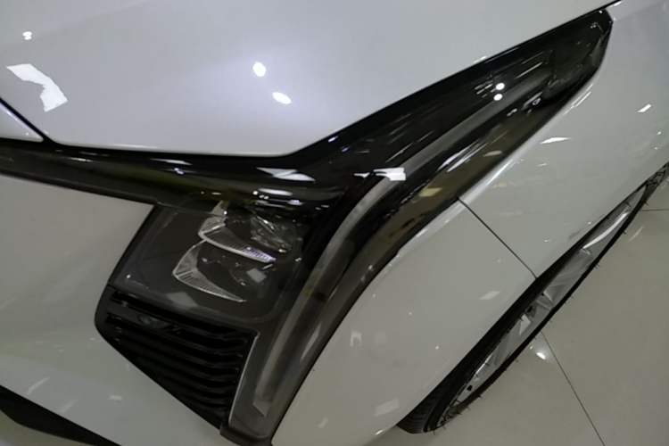 Used Cadillac CT5 2024 28T Luxury Pro Trim Left Front Headlight