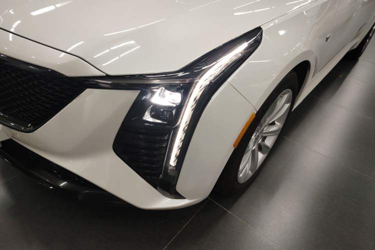 Used Cadillac CT5 2024 28T Luxury Pro Trim Left Front Headlight
