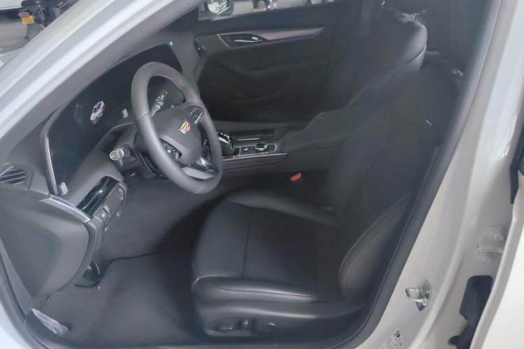 Used Cadillac CT5 2024 28T Prestige Edition Left Front Seat