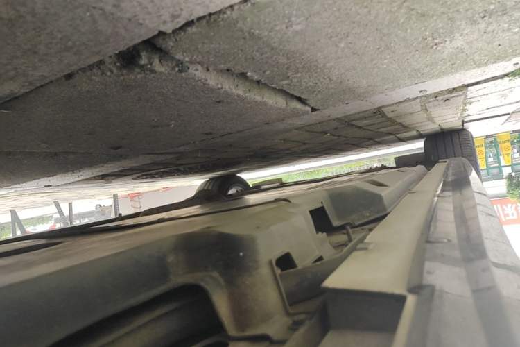 Used Cadillac CT5 2024 28T Prestige Edition Left Side Sill