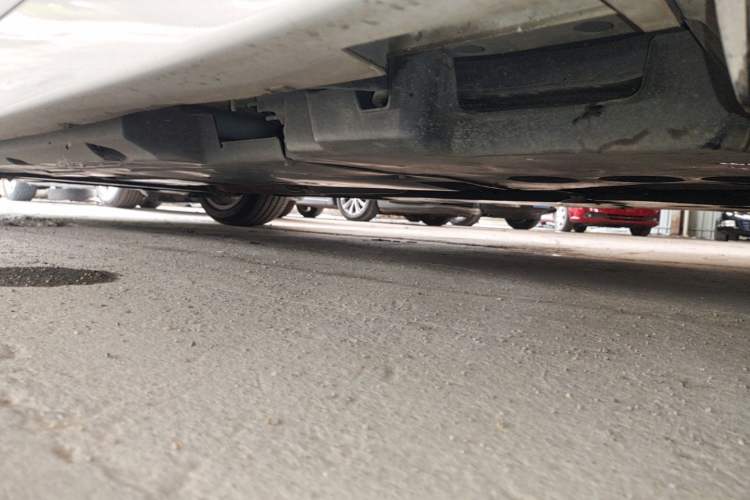 Used Cadillac CT5 2024 28T Luxury Pro Trim Left Side Sill