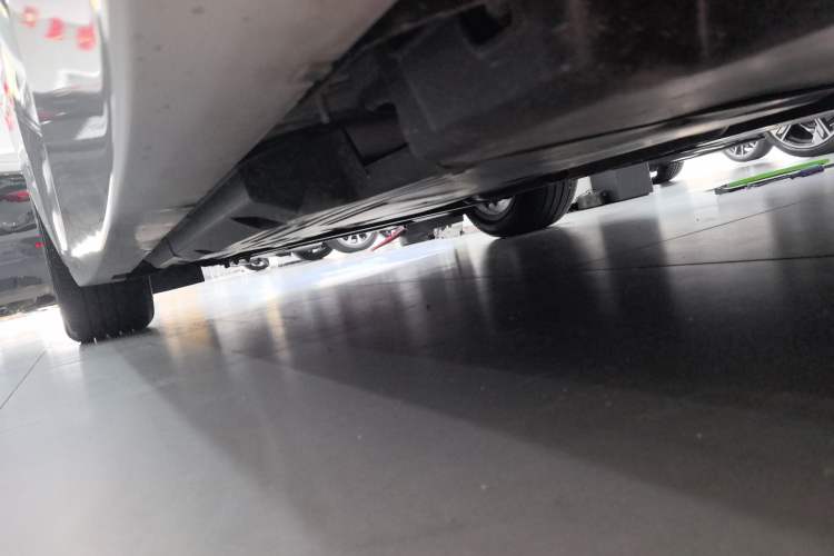 Used Cadillac CT5 2024 28T Luxury Pro Trim Left Side Sill