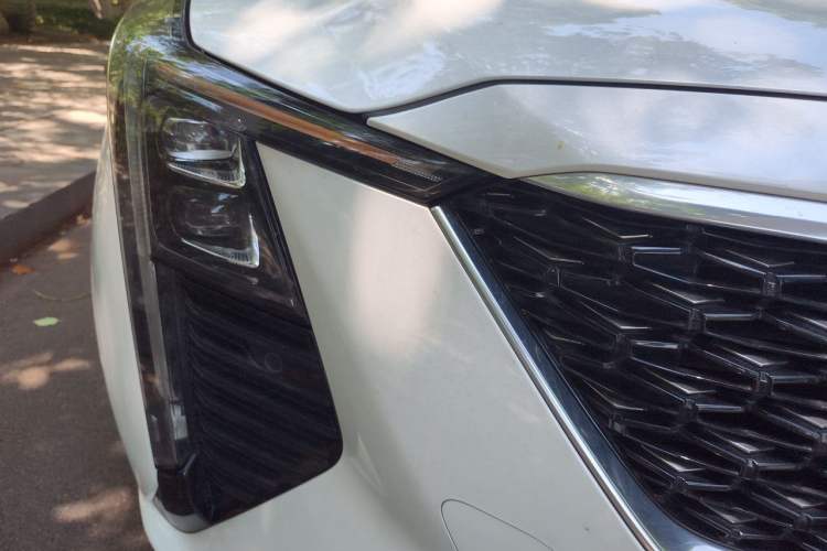 Used Cadillac CT5 2024 28T Luxury Pro Trim Right Front Headlight