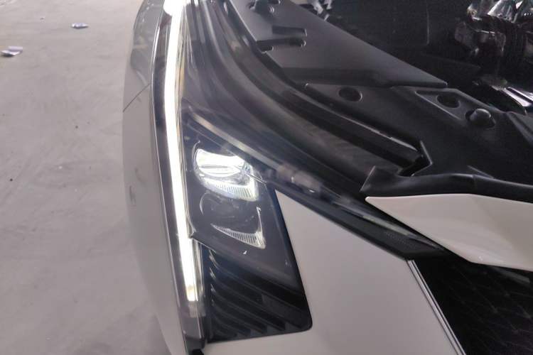 Used Cadillac CT5 2024 28T Prestige Edition Right Front Headlight