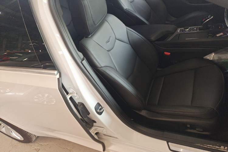 Used Cadillac CT5 2024 28T Luxury Pro Trim Right Front Seat