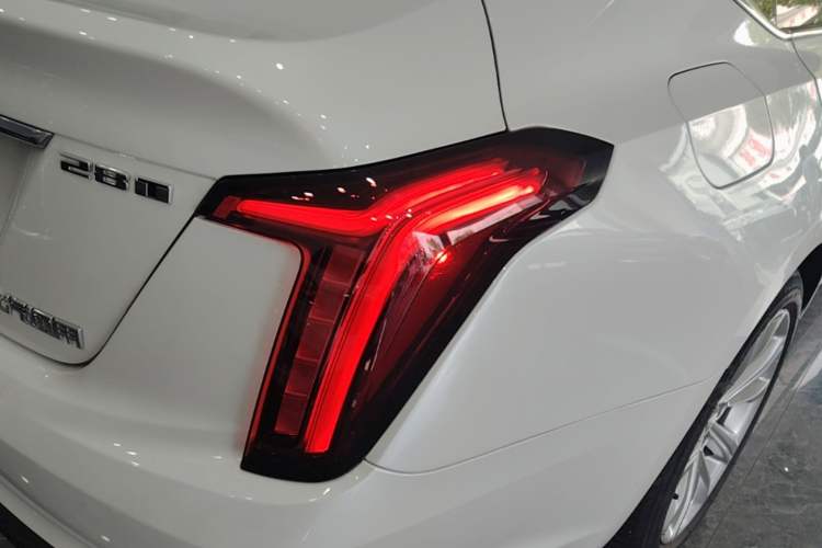 Used Cadillac CT5 2024 28T Luxury Pro Trim Right Rear Taillight