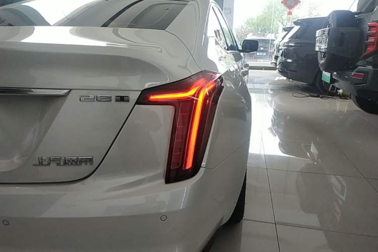 Used Cadillac CT5 2024 28T Luxury Pro Trim Right Rear Taillight