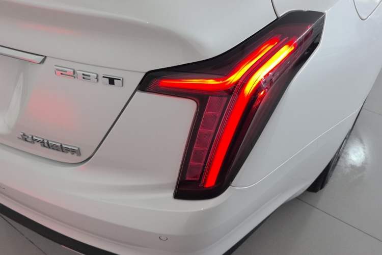 Used Cadillac CT5 2024 28T Luxury Pro Trim Right Rear Taillight