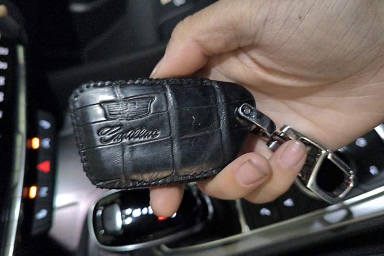 Used Cadillac CT5 2024 28T Luxury Pro Trim Vehicle Key