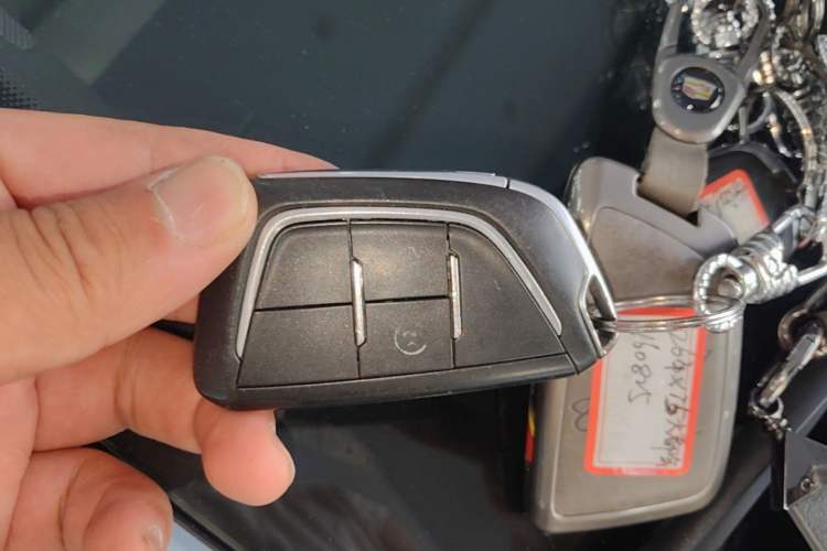Used Cadillac CT5 2024 28T Luxury Pro Trim Vehicle Key