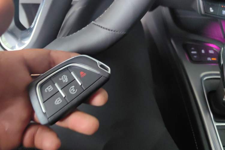 Used Cadillac CT5 2024 28T Prestige Edition Vehicle Key