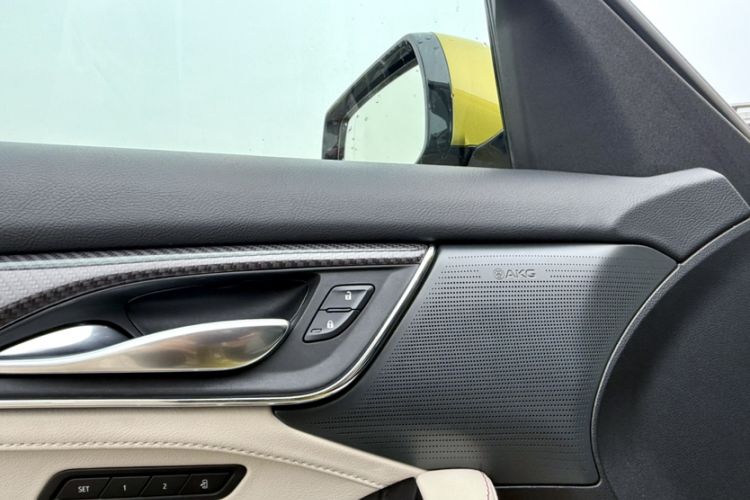Used Cadillac CT5 2024 28T Platinum Edition Interior 6