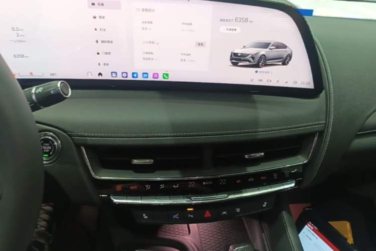 Used Cadillac CT5 2025 28T Urban Sport Edition Audio And AC Panel