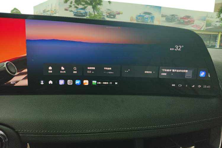 Used Cadillac CT5 2025 28T Urban Sport Edition Audio And AC Panel