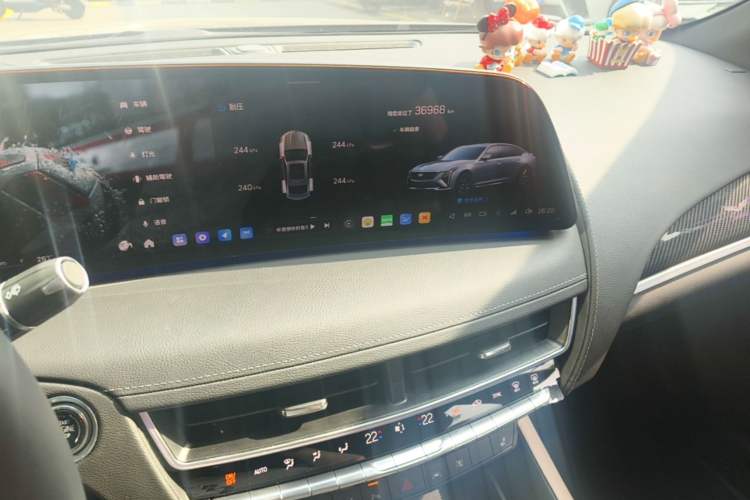 Used Cadillac CT5 2025 28T Urban Sport Edition Audio And AC Panel
