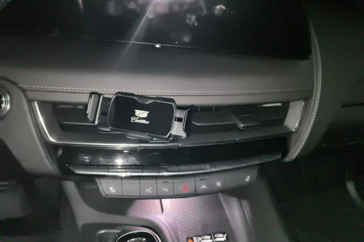 Used Cadillac CT5 2025 28T Urban Sport Edition Audio And AC Panel