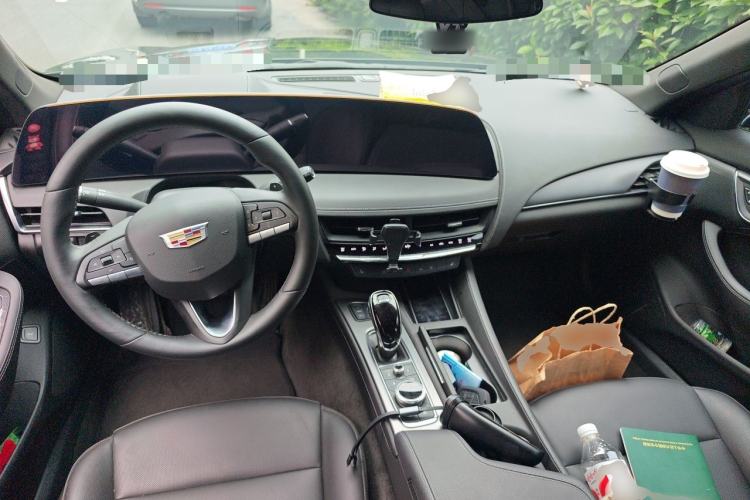 Used Cadillac CT5 2025 28T Urban Sport Edition Center Console
