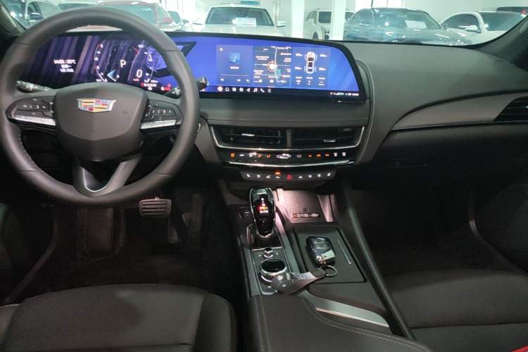 Used Cadillac CT5 2025 28T Track Performance Edition Center Console