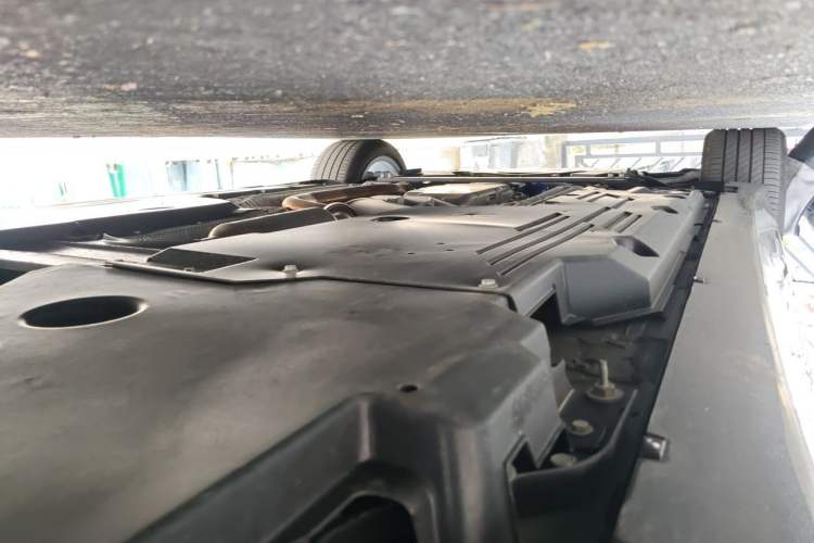 Used Cadillac CT5 2025 28T Urban Sport Edition Chassis Rear Left