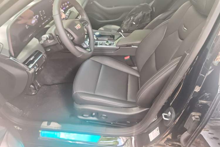 Used Cadillac CT5 2025 28T Urban Sport Edition Driver Seat