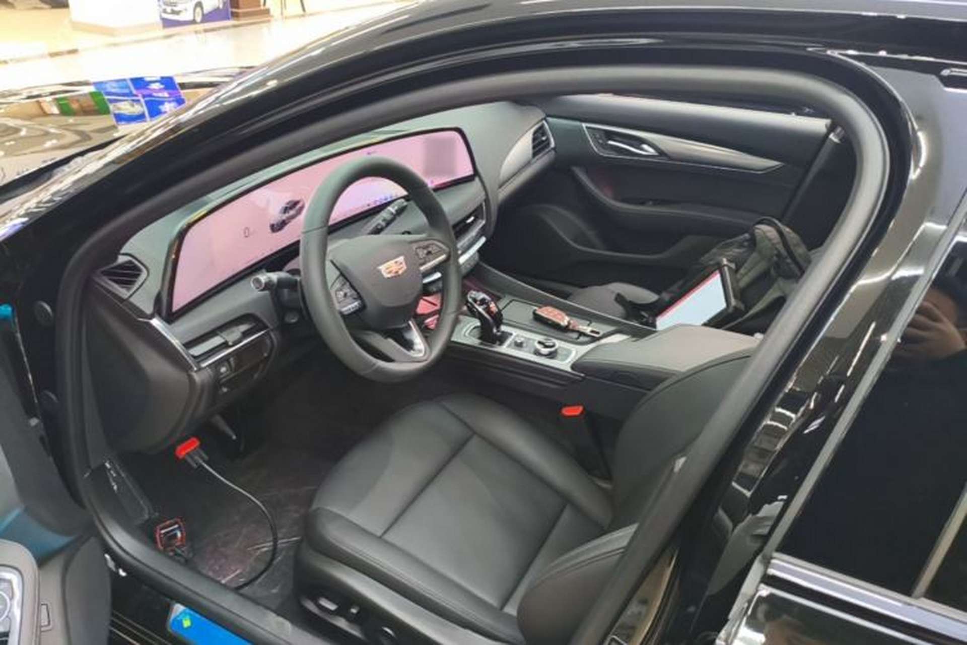 Used Cadillac CT5 2025 28T Track Performance Edition Driver Seat